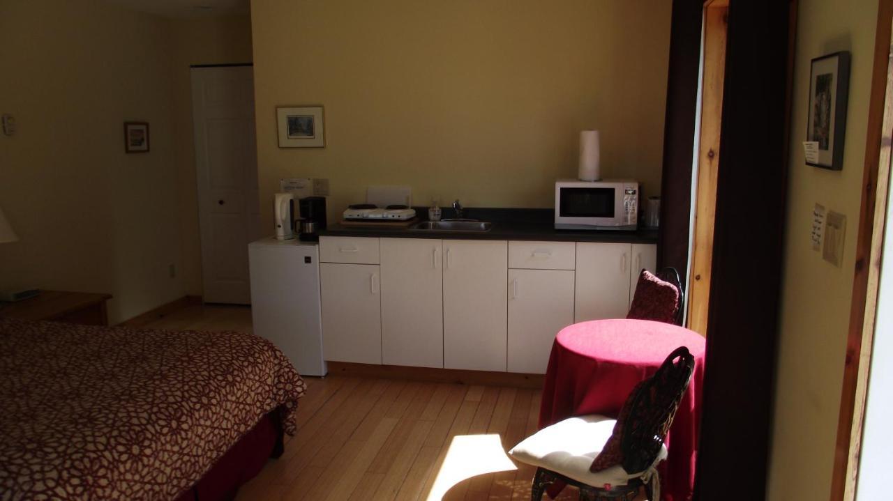 Secret Cove Cottage Suites Halfmoon Bay Luaran gambar